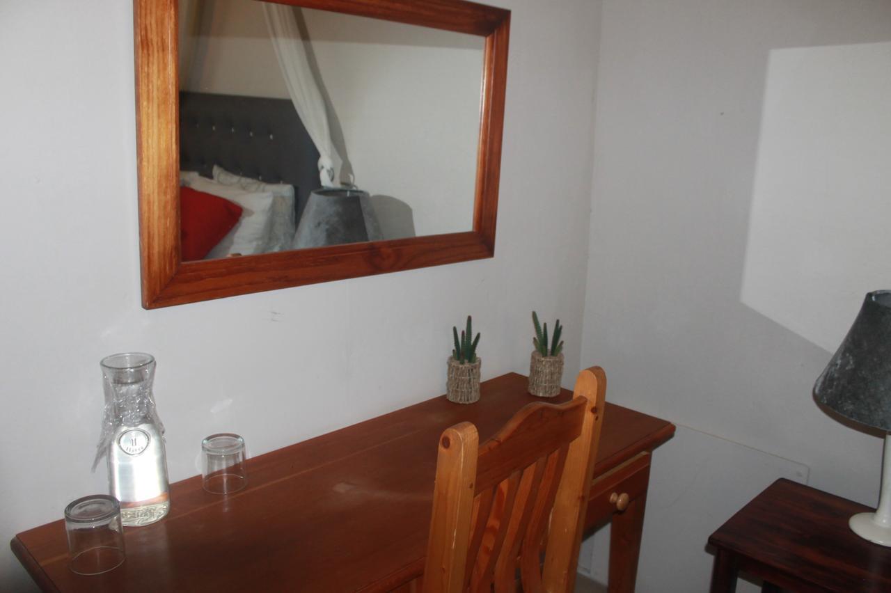 Garden Corner Guesthouse Beaufort West Exterior photo